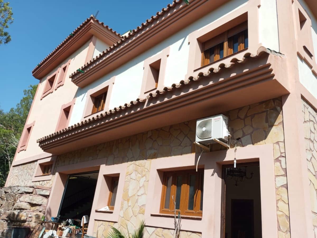 4 quarto Moradia para venda em El Velerin com piscina garagem - 1 150 000 € (Ref: 9137414)