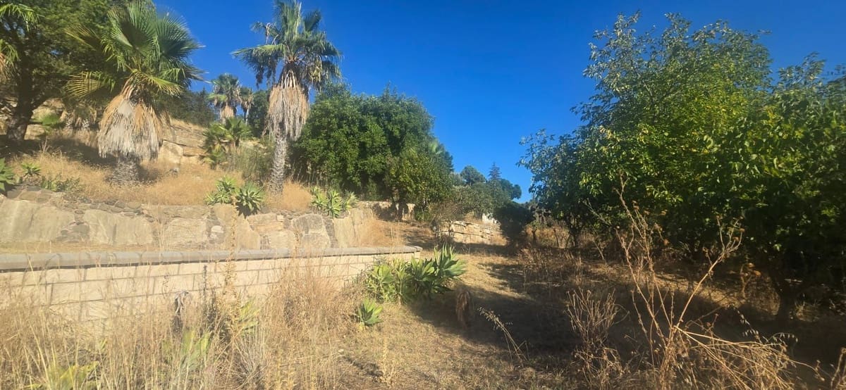 4 quarto Moradia para venda em El Velerin com piscina garagem - 1 150 000 € (Ref: 9137414)