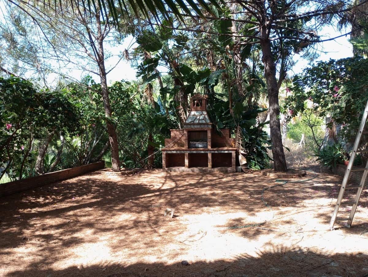 4 quarto Moradia para venda em El Velerin com piscina garagem - 1 150 000 € (Ref: 9137414)