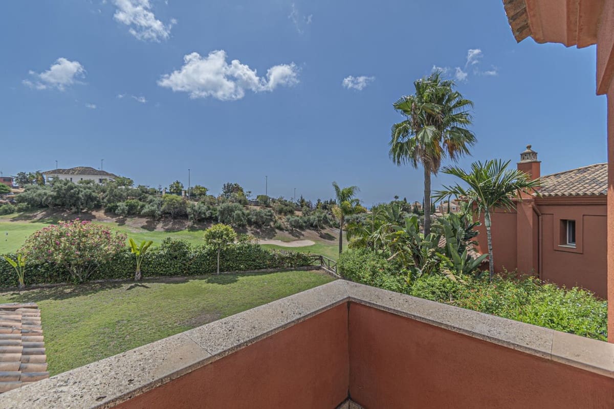 5 quarto Moradia para venda em Marbella com piscina garagem - 1 690 000 € (Ref: 9144409)