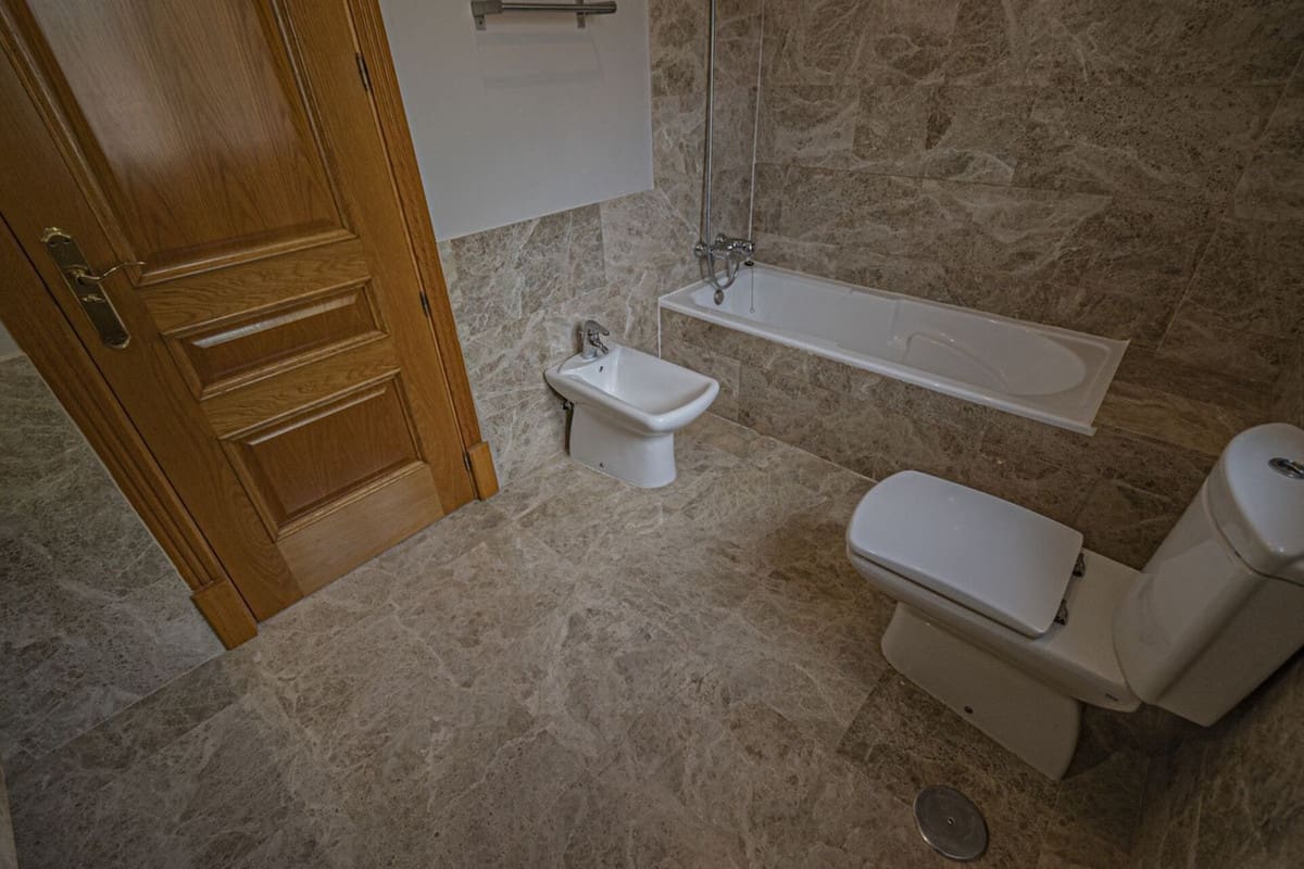 5 quarto Moradia para venda em Marbella com piscina garagem - 1 690 000 € (Ref: 9144409)