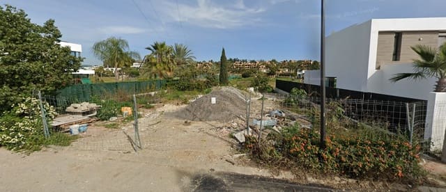 Building Plot for sale in El Paraiso, Estepona - € 690,000 (Ref: 9165291)
