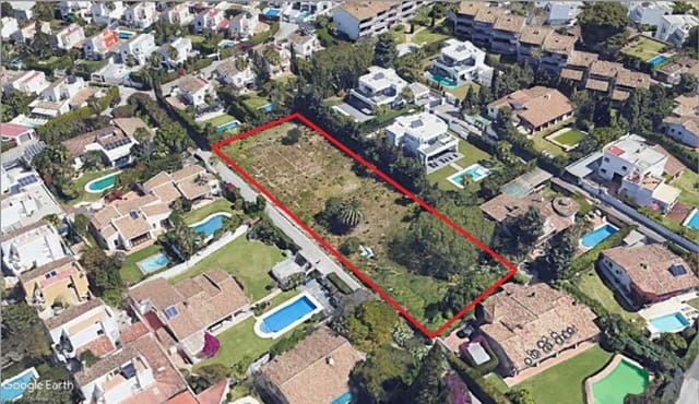 Bouwgrond te koop in Nueva Atalaya, Estepona - € 2.950.000 (Ref: 9178185)