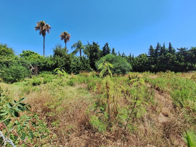 Bouwgrond te koop in Nueva Atalaya, Estepona - € 2.950.000 (Ref: 9178185)