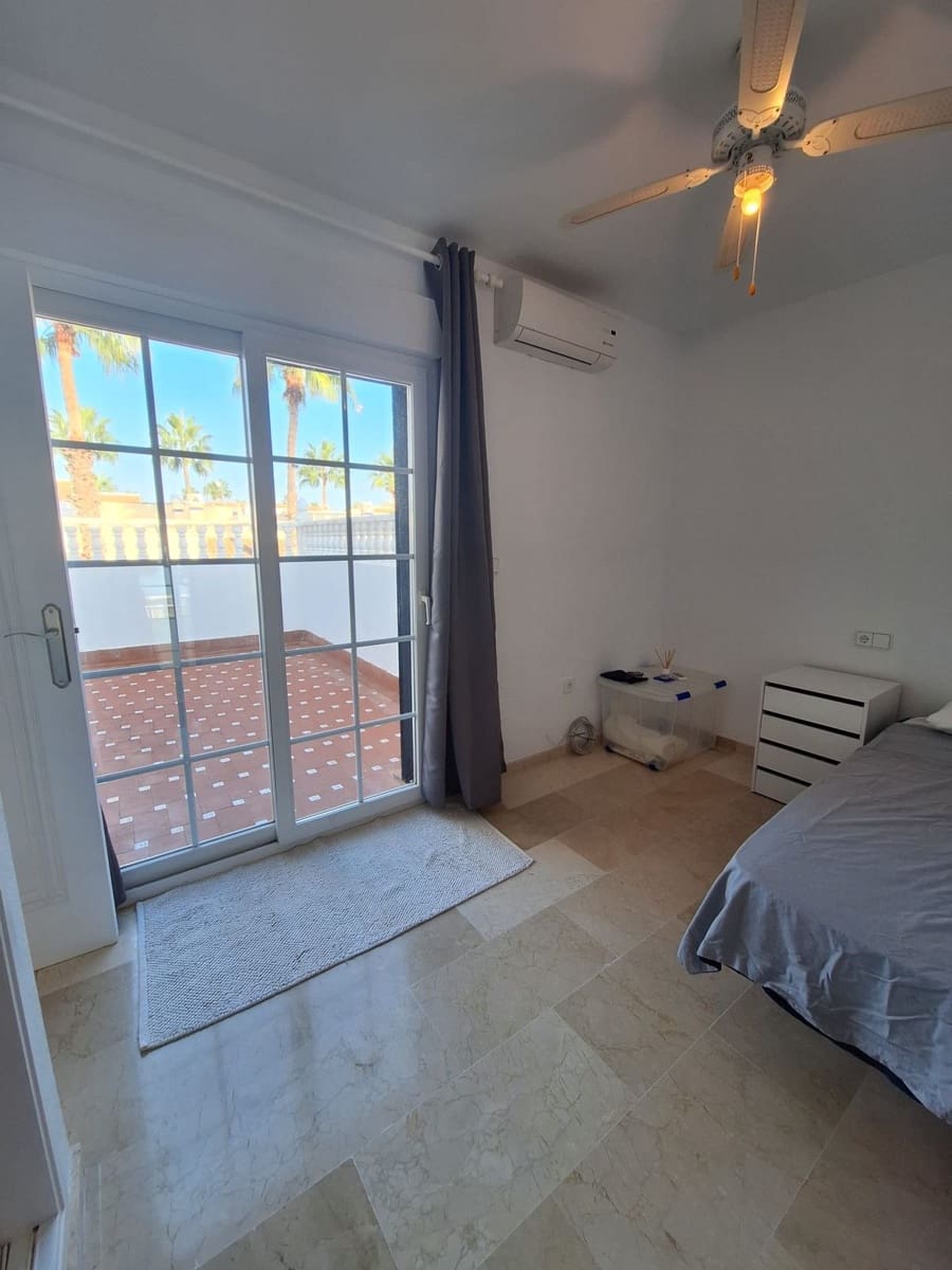 3 bedroom Terraced Villa for rent in Playa Flamenca with pool garage - € 1,050 (Ref: 9272978)