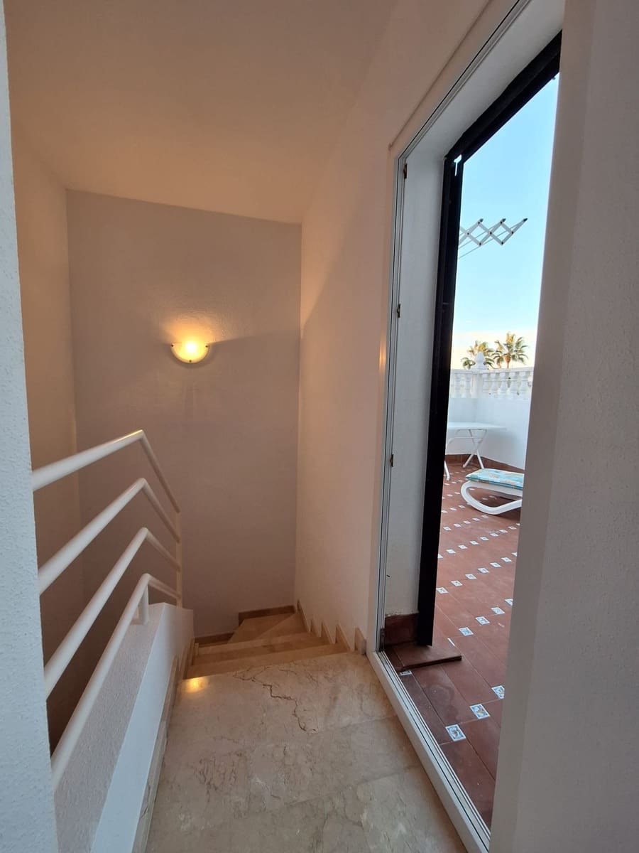 3 bedroom Terraced Villa for rent in Playa Flamenca with pool garage - € 1,050 (Ref: 9272978)