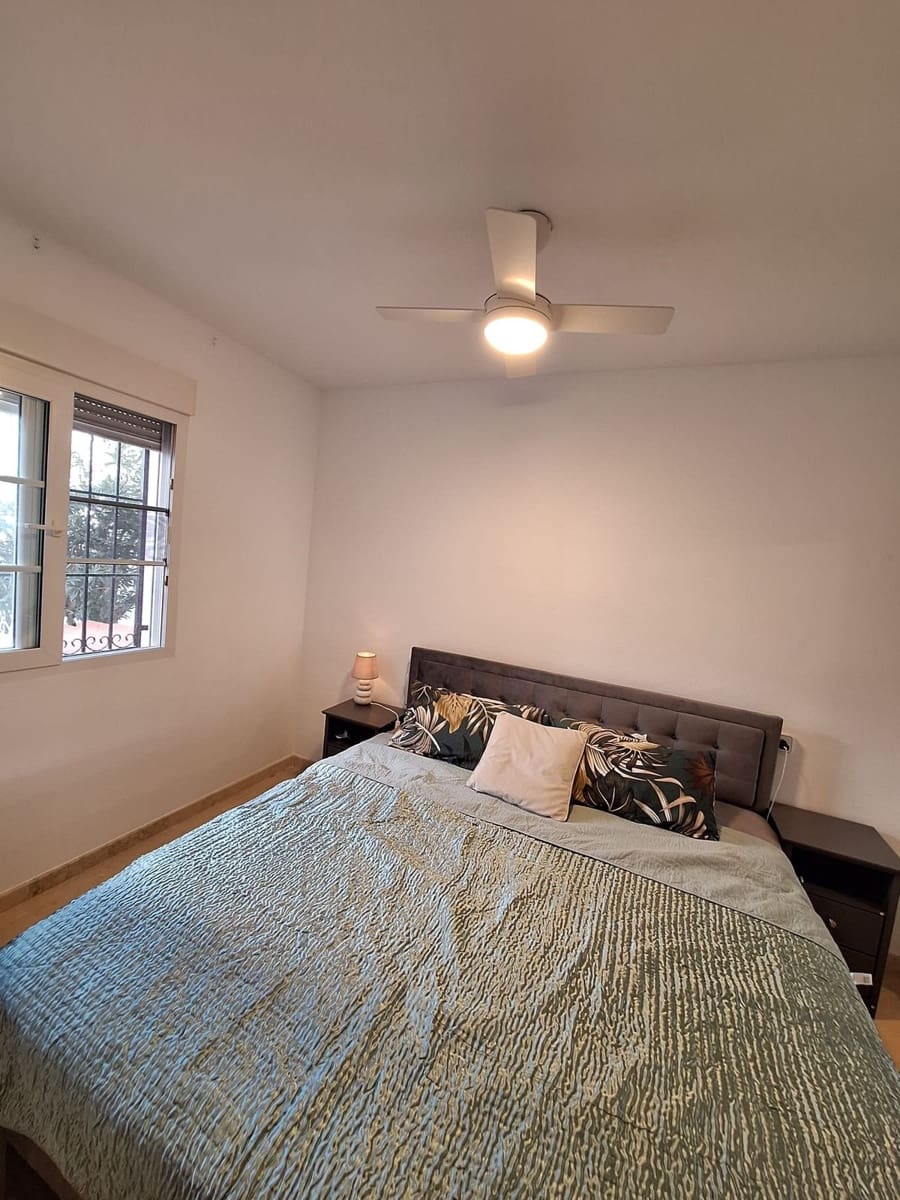 3 bedroom Terraced Villa for rent in Playa Flamenca with pool garage - € 1,050 (Ref: 9272978)