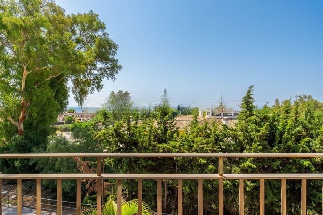 Bedrift til salgs i Marbella med garasje - € 420 000 (Ref: 9347913)
