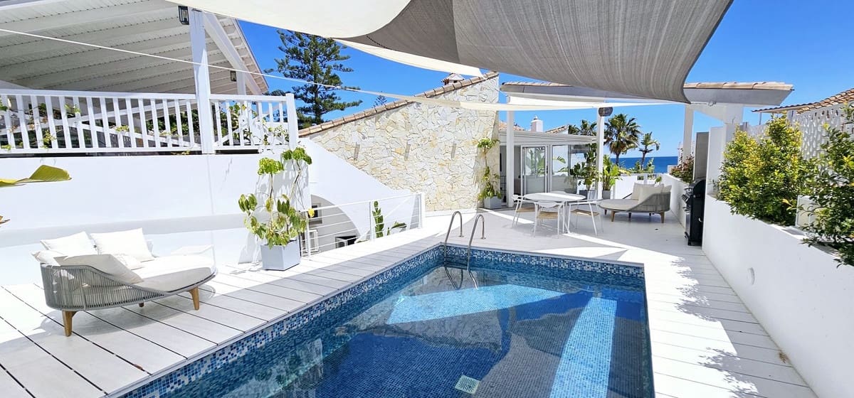 3 soveværelse Semi-Rækkehus til leje i Bahia Dorada med swimmingpool garage - € 3.900 (Ref: 9386653)