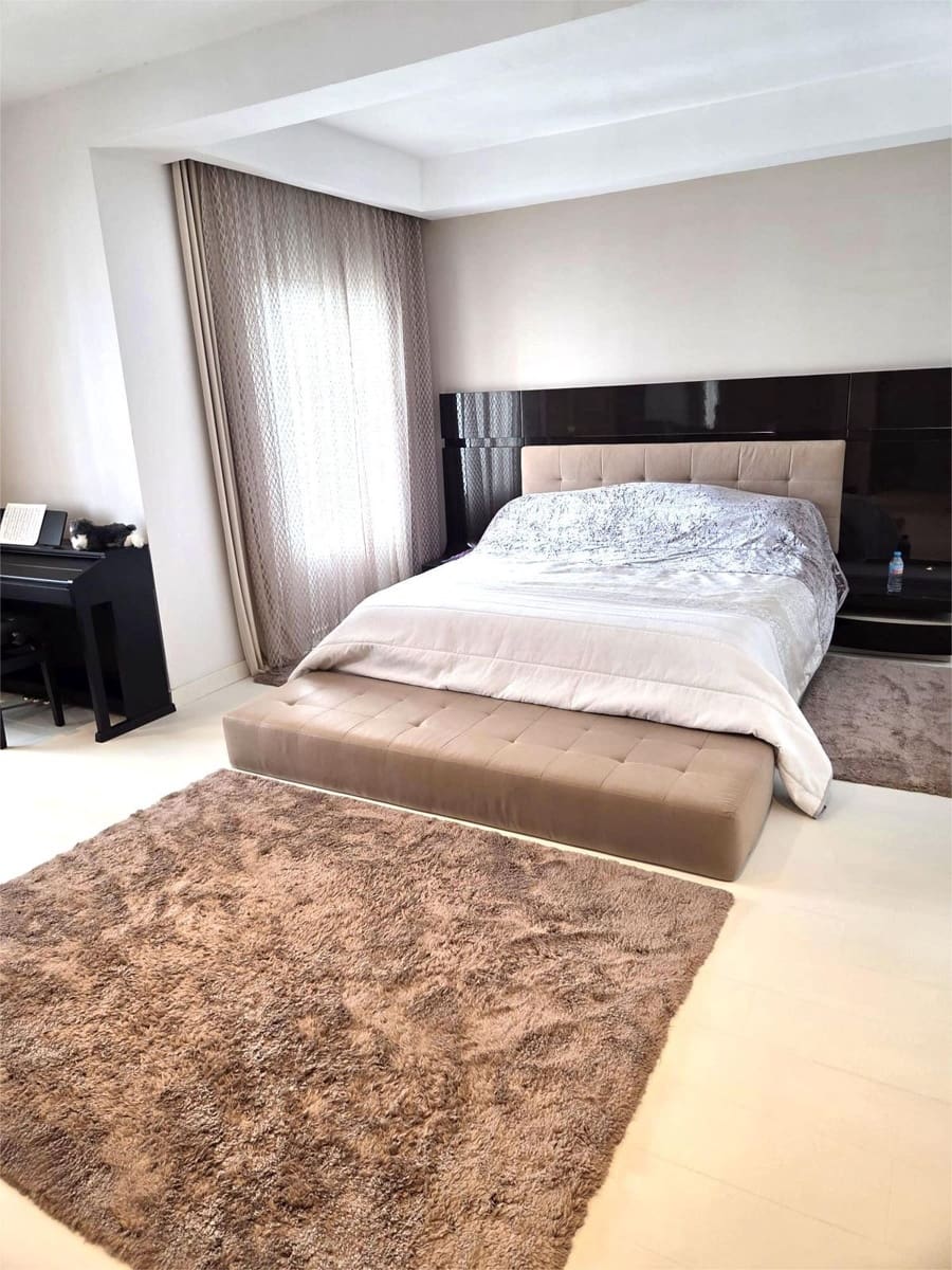 2 soverom Leilighet til salgs i Puerto Banus med garasje - € 2 400 000 (Ref: 9398897)