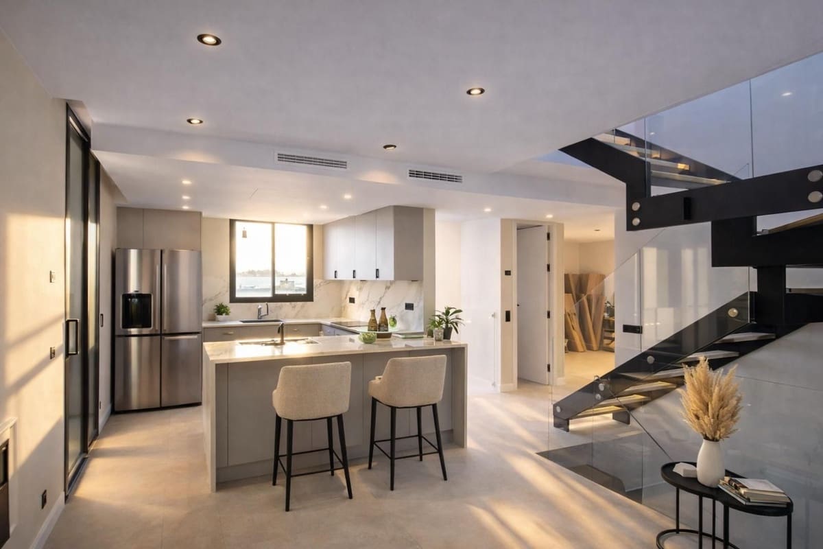 Chalet de 4 habitaciones en Nueva Andalucia en venta con piscina garaje - 3.750.000 € (Ref: 9409695)