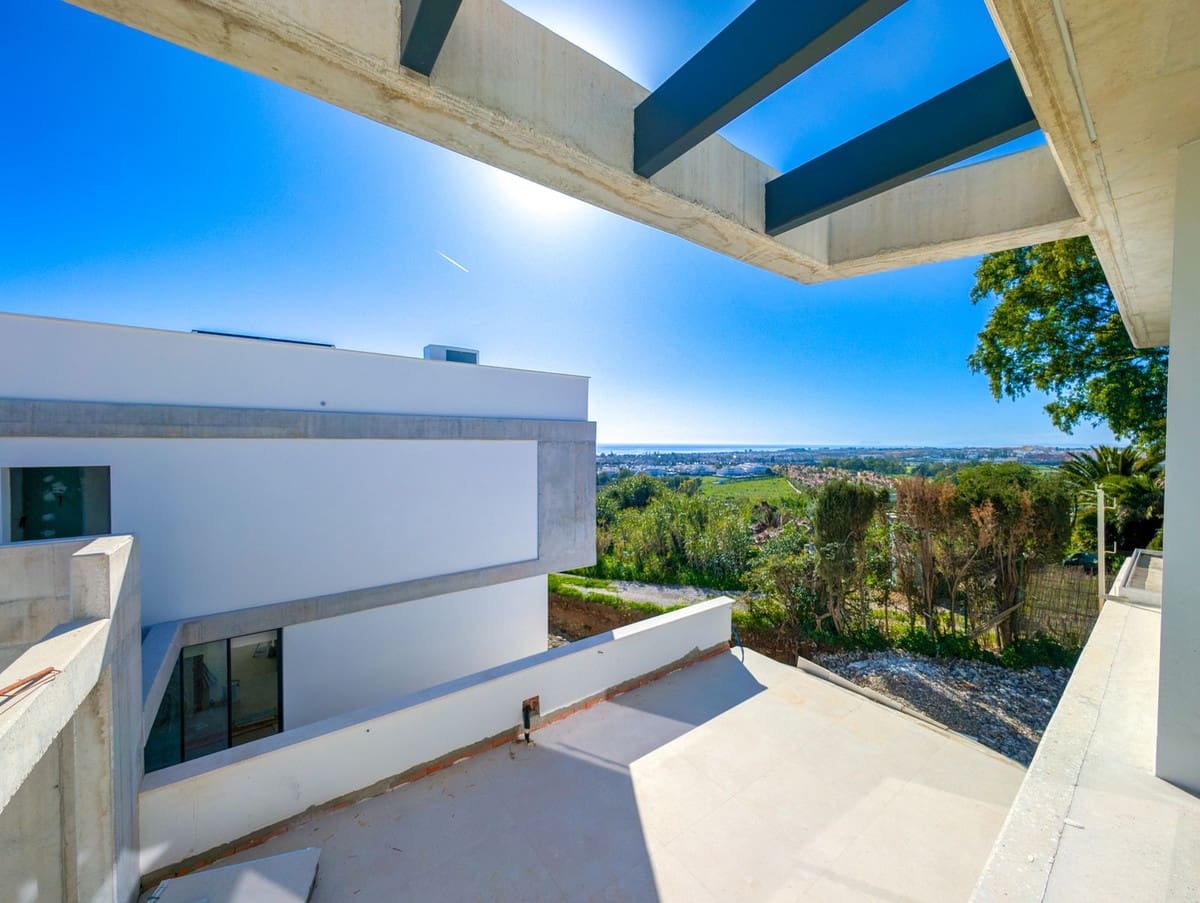 4 quarto Moradia para venda em Nueva Andalucia com piscina garagem - 3 500 000 € (Ref: 9414850)