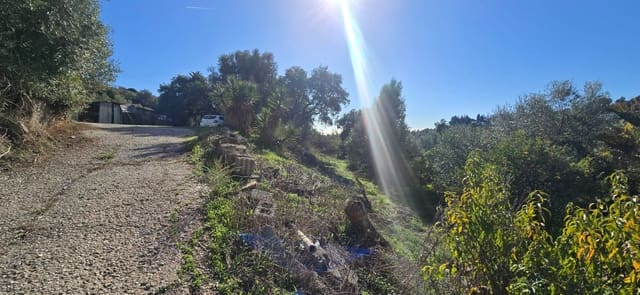 Finca/Casa Rural de 2 habitaciones en El Velerín, Estepona en venta con garaje - 595.000 € (Ref: 9420616)