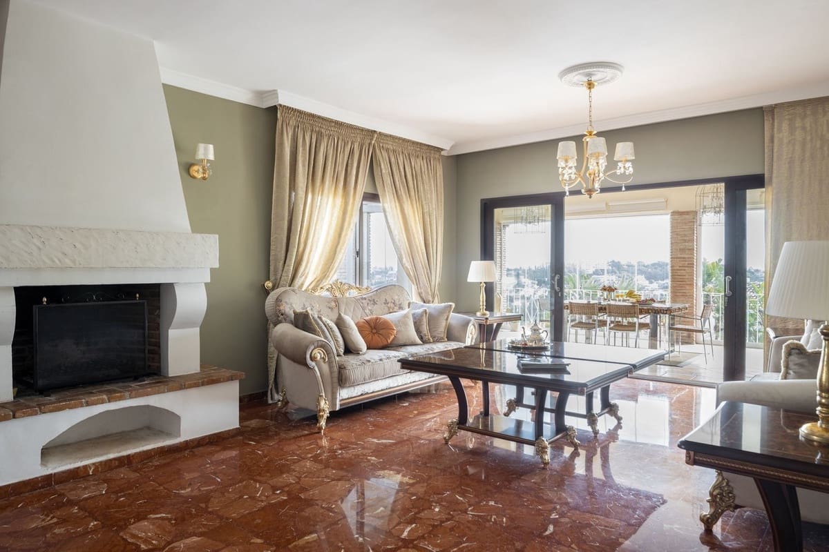 6 soveværelse Villa til salg i Benahavis med swimmingpool garage - € 1.690.000 (Ref: 9425381)