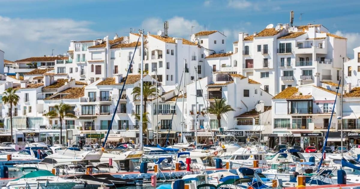 20 soveværelse Hotel til salg i Marbella med swimmingpool garage - € 4.400.000 (Ref: 9431621)