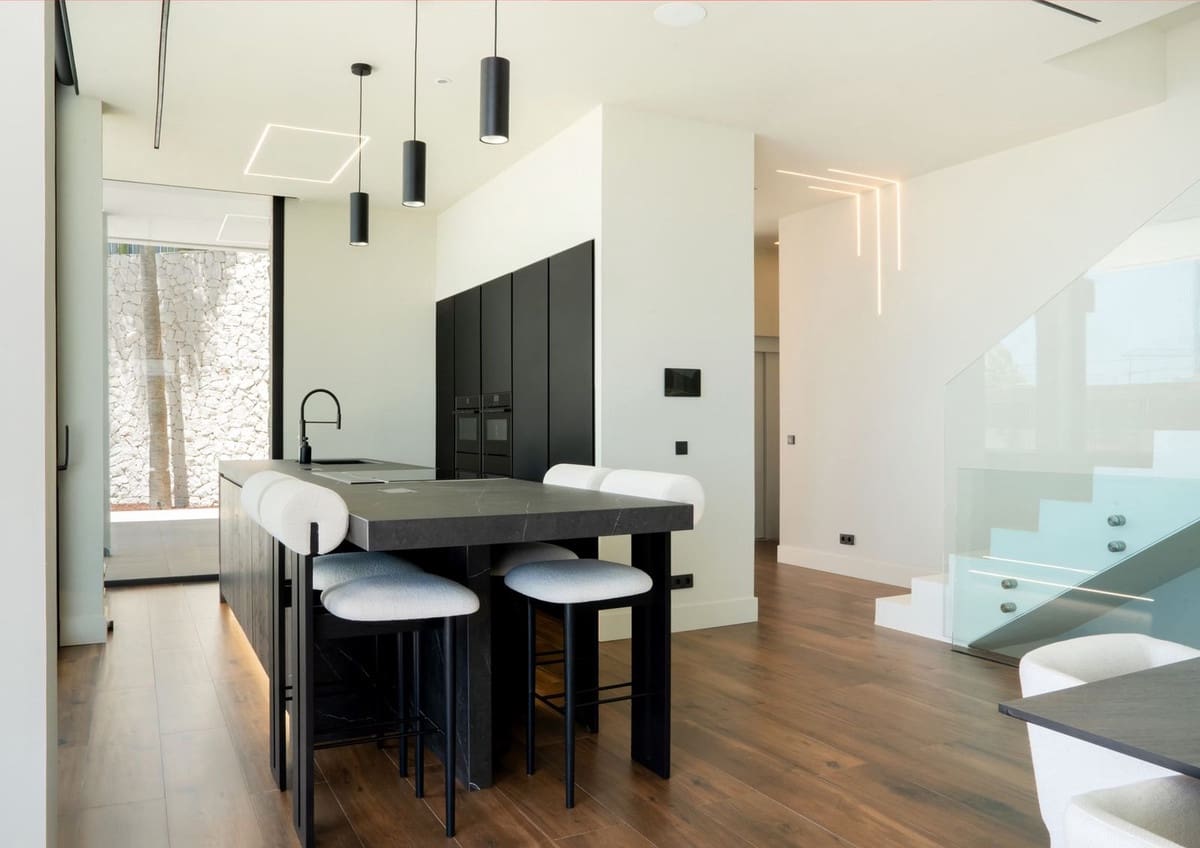 5 makuuhuone Huvila myytävänä paikassa Benahavis mukana uima-altaan 
autotalli - 7 995 000 € (Ref: 9436612)