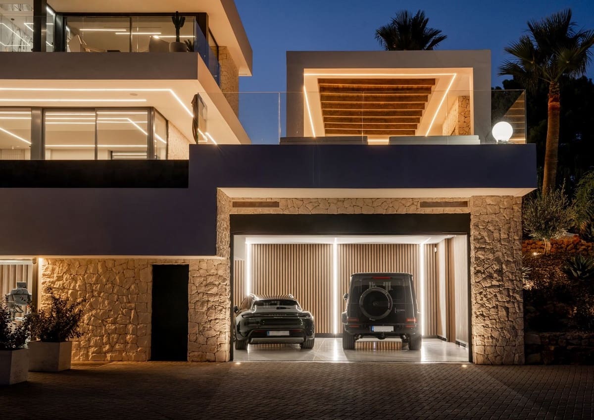 5 soveværelse Villa til salg i Benahavis med swimmingpool garage - € 7.995.000 (Ref: 9436612)