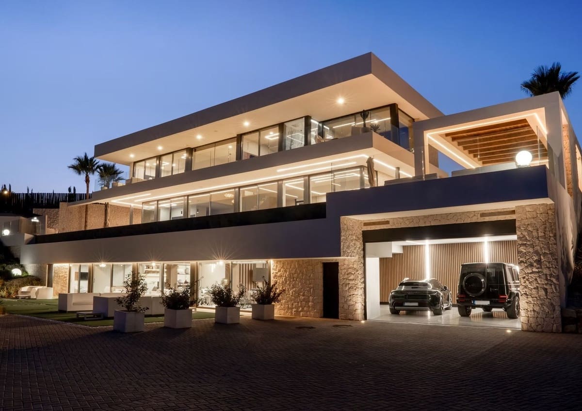 5 soveværelse Villa til salg i Benahavis med swimmingpool garage - € 7.995.000 (Ref: 9436612)