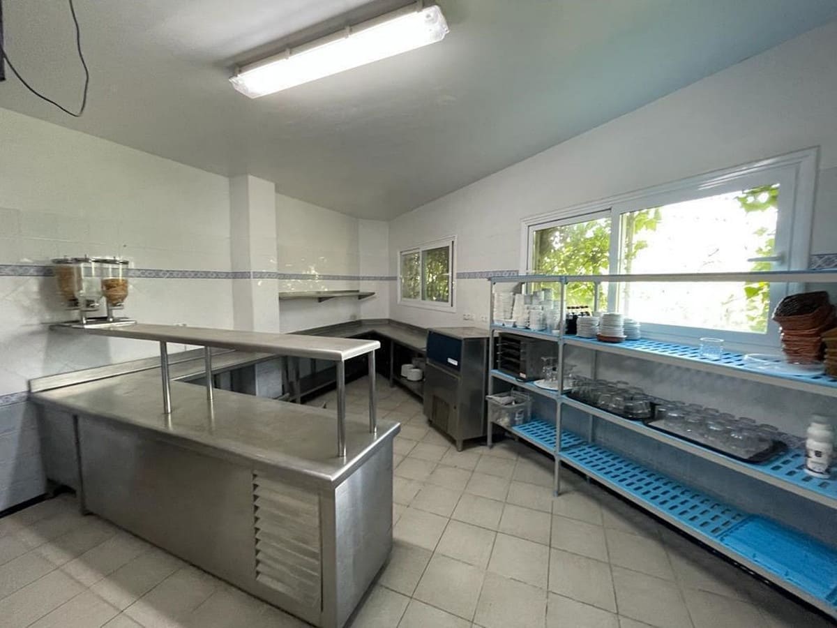 82 sovrum Hotell till salu i Marbella med pool garage - 11 000 000 € (Ref: 9438350)