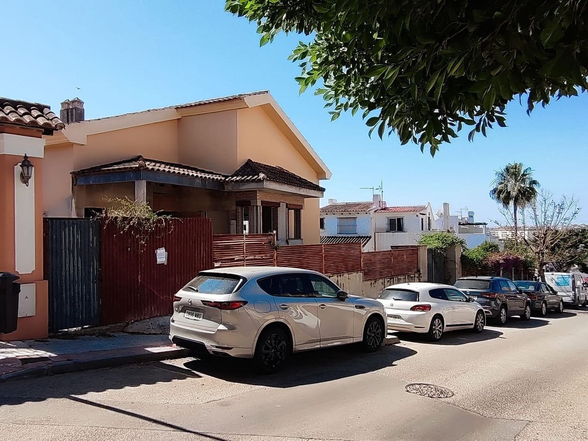 Byggetomt til salgs i Marbella - € 1 750 000 (Ref: 9444462)