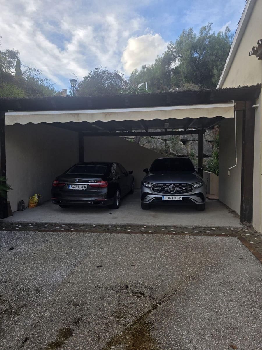 6 makuuhuone Huvila myytävänä paikassa Benahavis mukana uima-altaan 
autotalli - 1 790 000 € (Ref: 9450534)