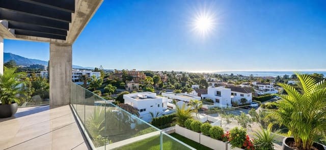 4 makuuhuone Huvila vuokrattavana paikassa Nueva Andalucia, Marbella mukana uima-altaan 
autotalli - 14 500 € (Ref: 9480678)