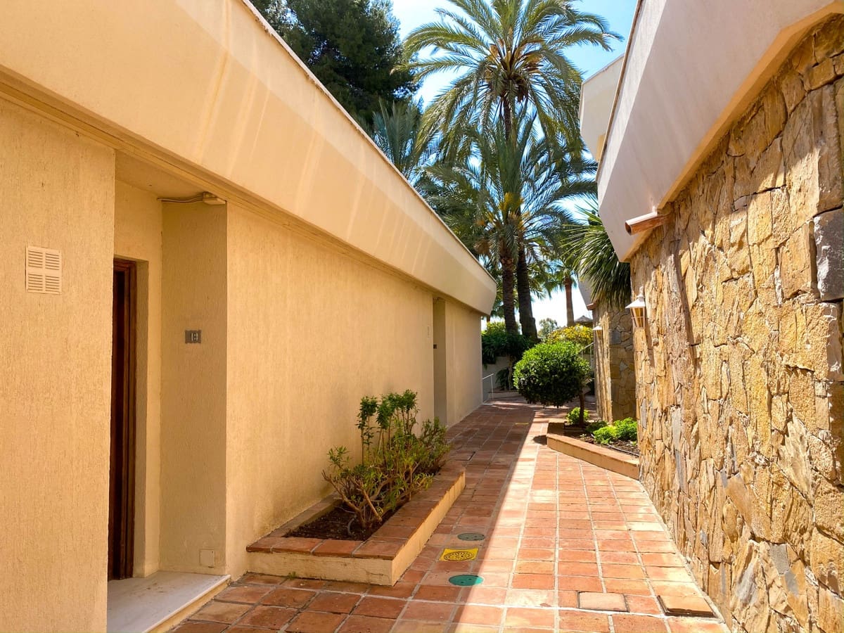 2 bedroom Bungalow for sale in Atalaya-Isdabe with pool garage - € 375,000 (Ref: 9484069)