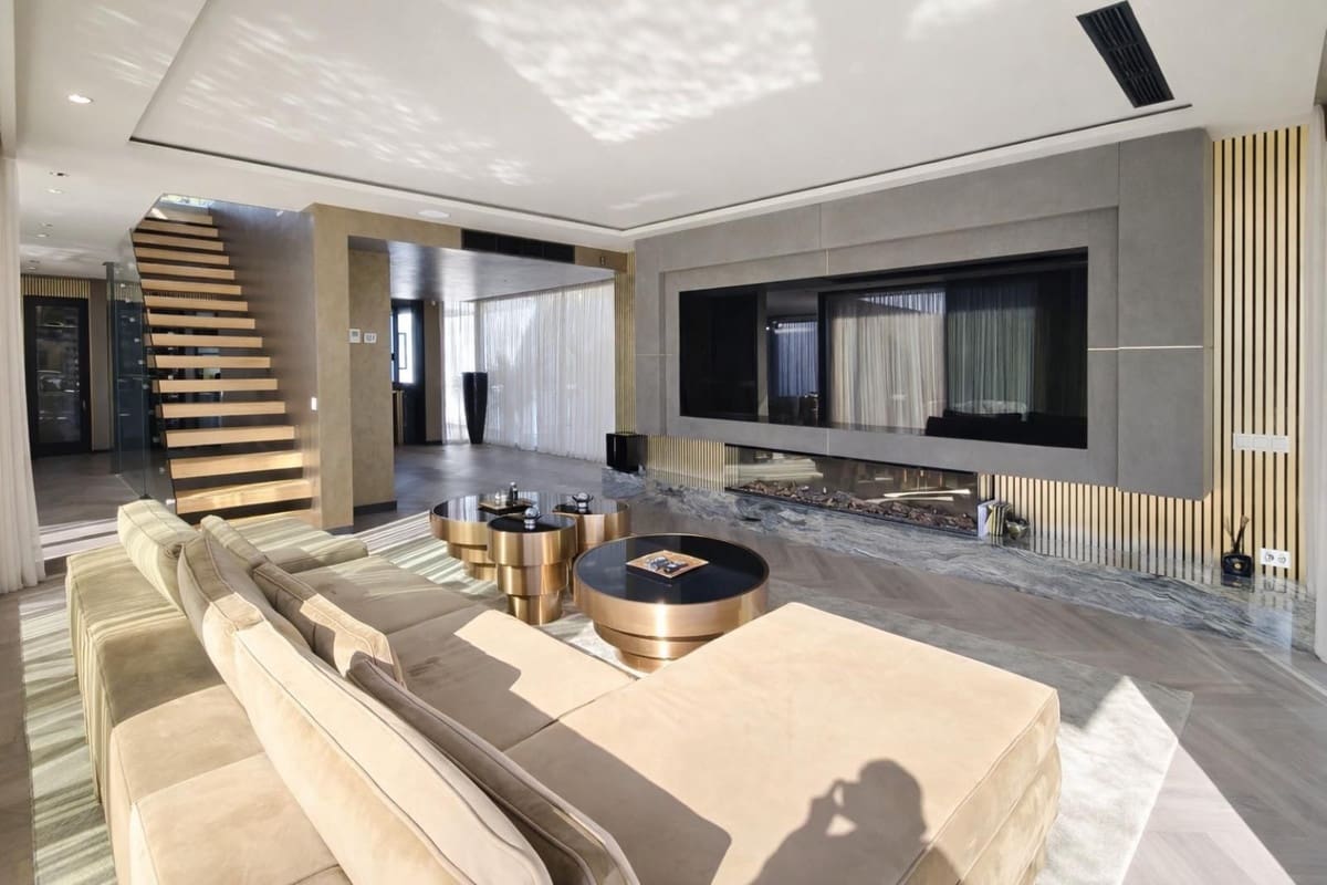 3 camera da letto Villa in vendita in Estepona con piscina garage - 1.990.000 € (Rif: 9528957)