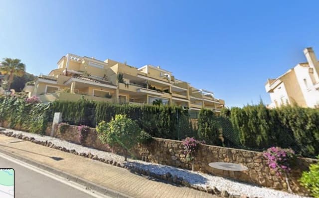 2 sypialnia Apartament do wynajęcia w Nueva Andalucia, Marbella z basenem garażem - 2 250 € (Ref: 9536934)