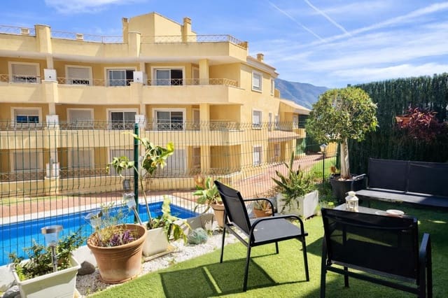 2 soverom Leilighet til leie i Nueva Andalucia, Marbella med svømmebasseng garasje - € 2 200 (Ref: 9536934)