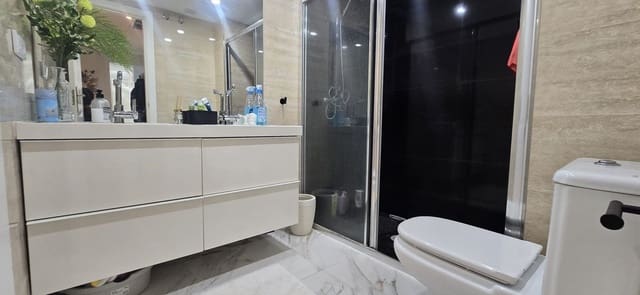 2 makuuhuone Huoneisto vuokrattavana paikassa Nueva Andalucia, Marbella mukana uima-altaan 
autotalli - 2 200 € (Ref: 9536934)