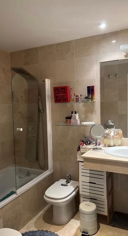 2 makuuhuone Huoneisto vuokrattavana paikassa Nueva Andalucia, Marbella mukana uima-altaan 
autotalli - 2 200 € (Ref: 9536934)