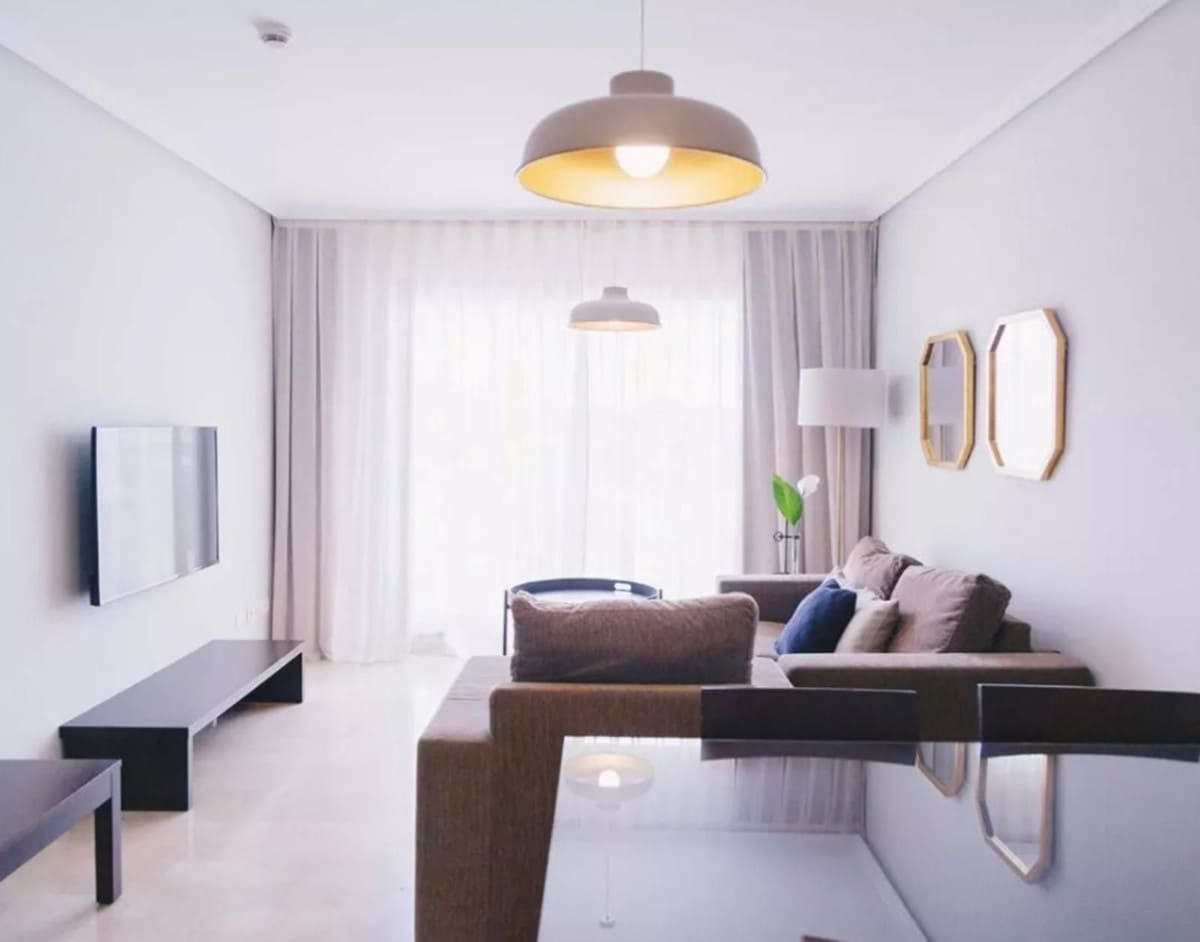 2 bedroom Apartment for sale in Estepona with pool garage - € 145,000 (Ref: 9537844)