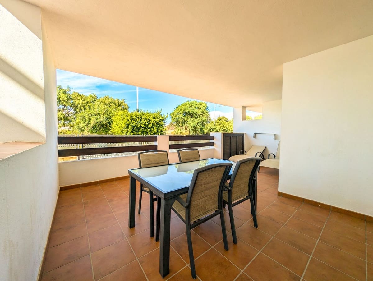2 bedroom Apartment for sale in Estepona with pool garage - € 145,000 (Ref: 9537844)