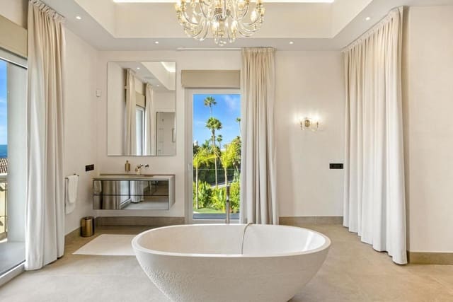 7 slaapkamer Villa te koop in Sierra Blanca, Marbella met zwembad garage - € 20.000.000 (Ref: 9603248)