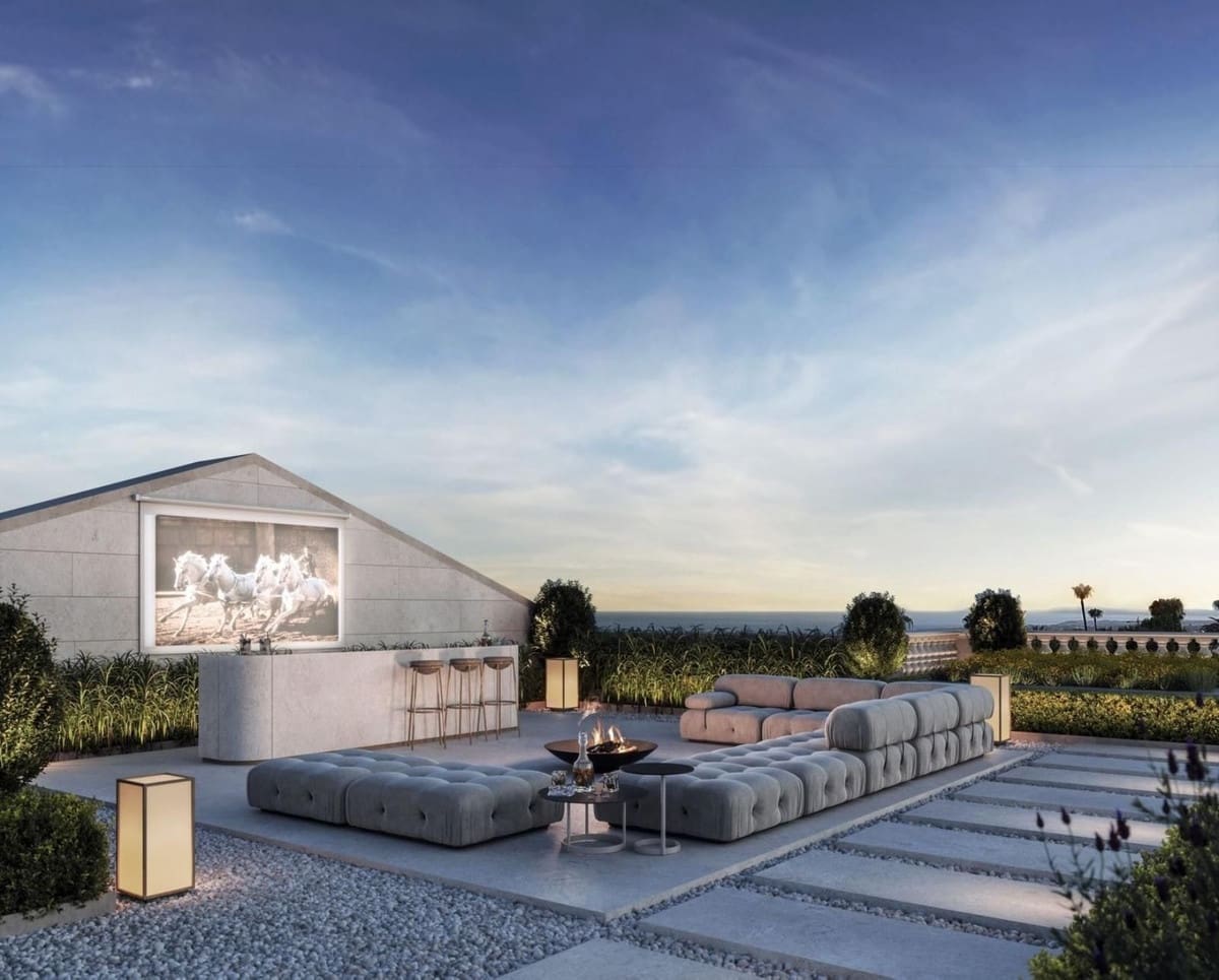 7 bedroom Villa for sale in Golden Mile with pool garage - € 20,000,000 (Ref: 9603248)