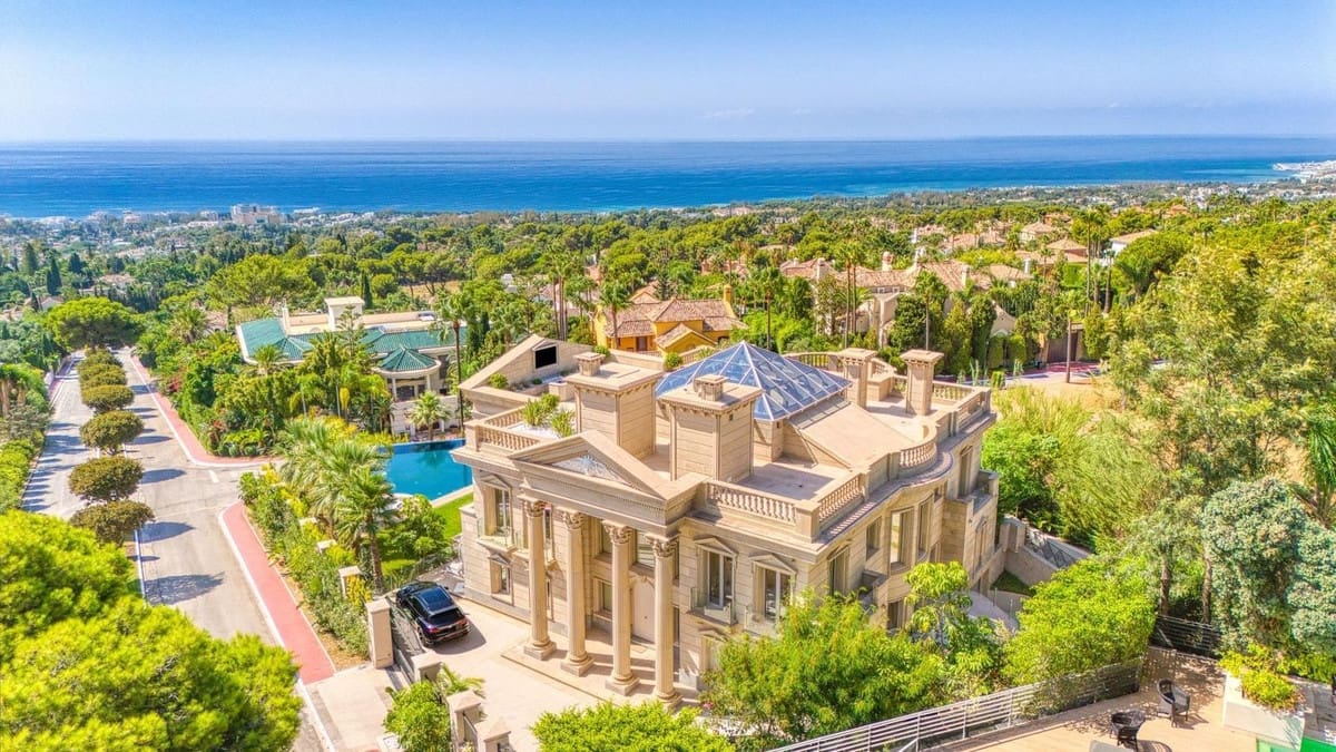 7 quarto Moradia para venda em Golden Mile com piscina garagem - 20 000 000 € (Ref: 9603248)