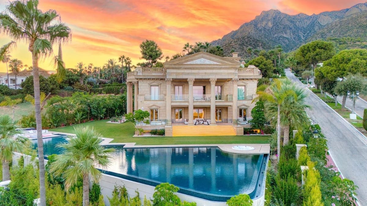 7 quarto Moradia para venda em Golden Mile com piscina garagem - 20 000 000 € (Ref: 9603248)