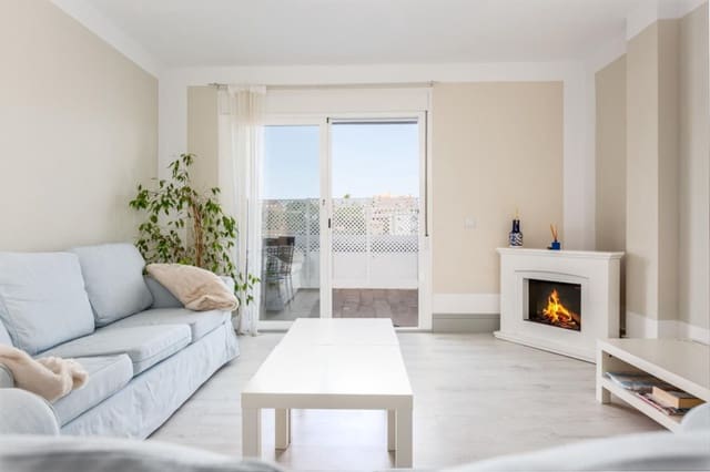 2 soveværelse Lejlighed til salg i Nueva Andalucia, Marbella med swimmingpool garage - € 585.000 (Ref: 9609608)