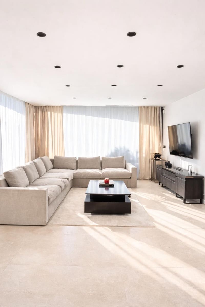 3 bedroom Villa for sale in Nueva Andalucia with pool garage - € 3,450,000 (Ref: 9677784)