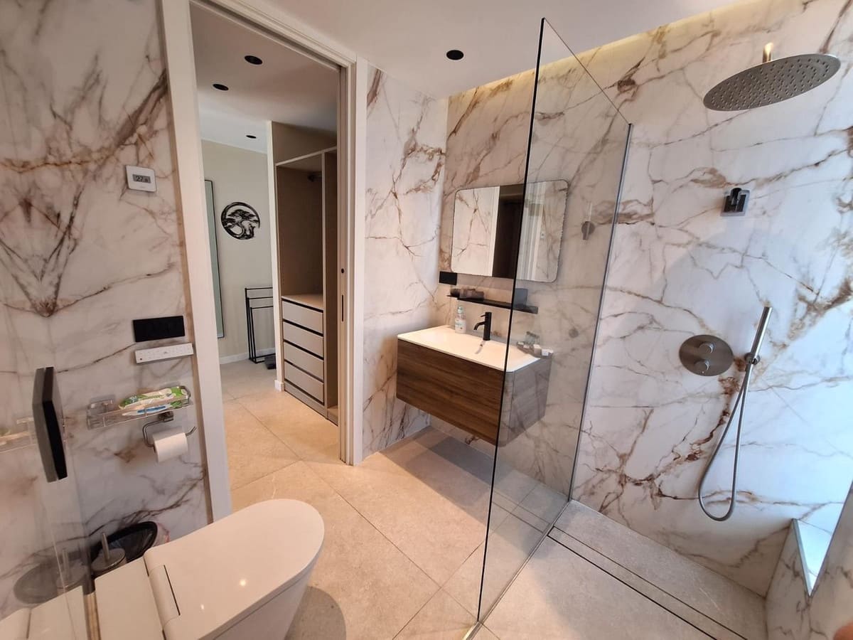 5 soverom Villa til salgs i Nueva Andalucia med svømmebasseng garasje - € 3 450 000 (Ref: 9677784)