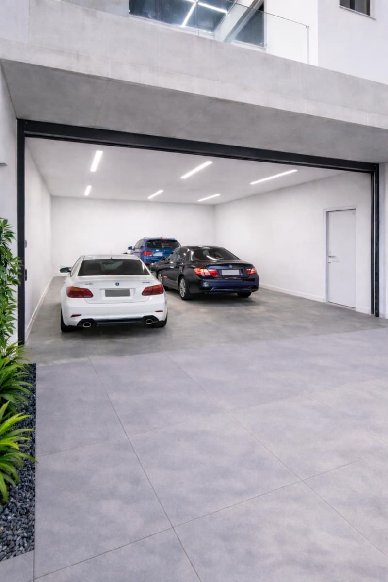 3 camera da letto Villa da affittare in Nueva Andalucia con piscina garage - 12.000 € (Rif: 9677785)