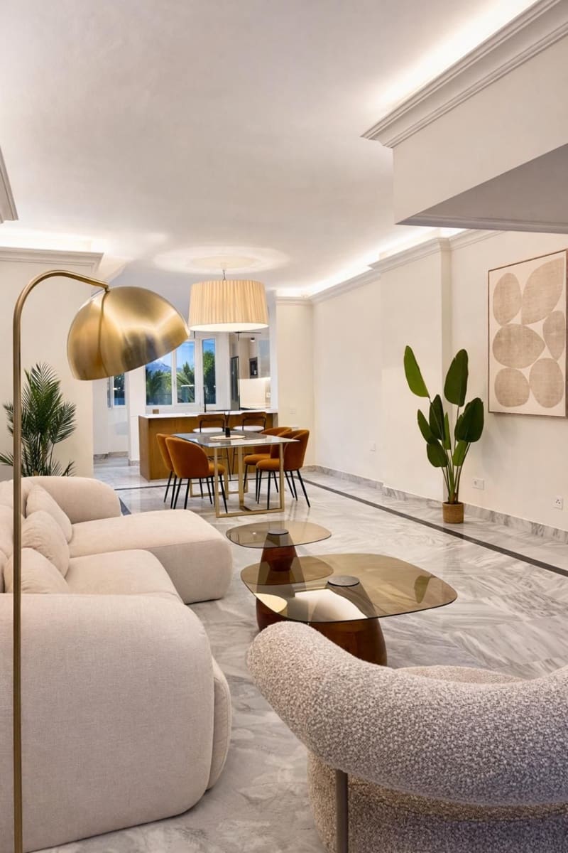 Apartamento de 3 habitaciones en Marbella en venta con piscina garaje - 799.000 € (Ref: 9747254)
