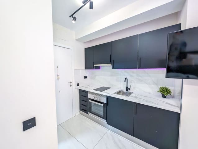 1 soverom Studio til leie i Nueva Andalucia, Marbella med svømmebasseng garasje - € 1 600 (Ref: 9756777)