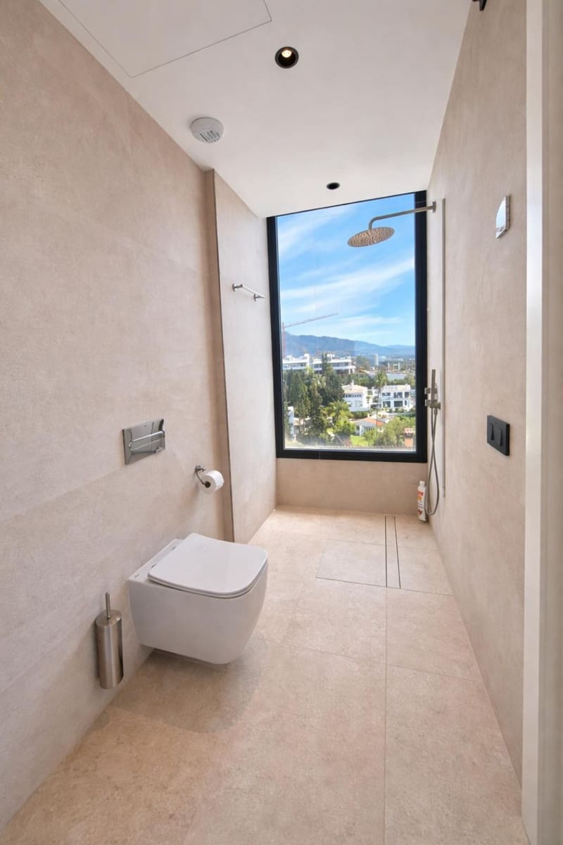 3 camera da letto Villa da affittare in Nueva Andalucia con piscina garage - 15.000 € (Rif: 9798057)