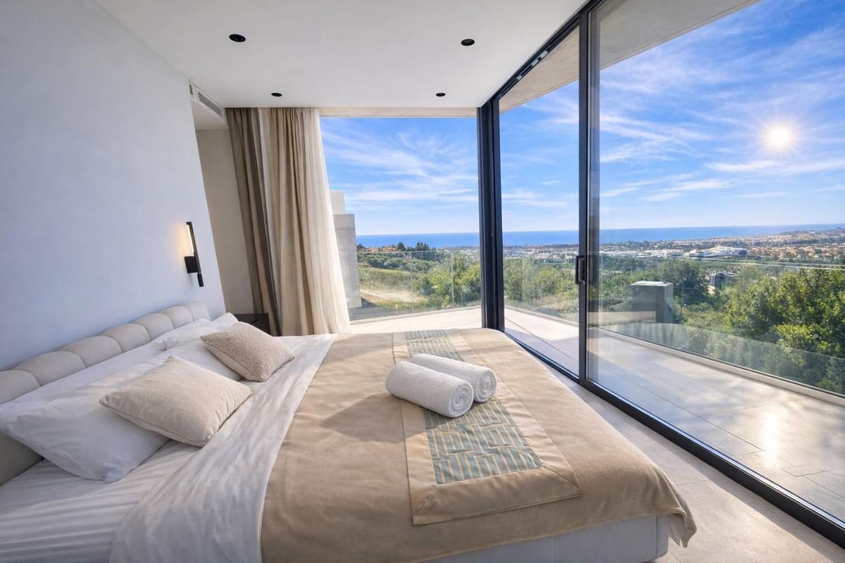 3 camera da letto Villa da affittare in Nueva Andalucia con piscina garage - 15.000 € (Rif: 9798057)