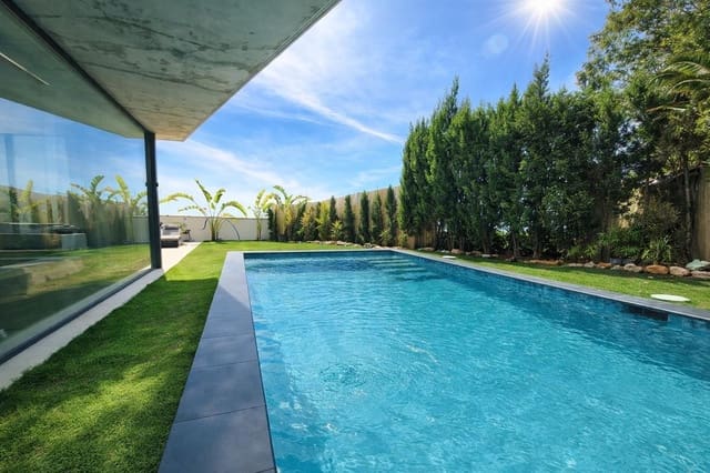 2 soverom Villa til leie i Nueva Andalucia, Marbella med svømmebasseng garasje - € 18 000 (Ref: 9798057)