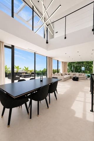2 soverom Villa til leie i Nueva Andalucia, Marbella med svømmebasseng garasje - € 18 000 (Ref: 9798057)