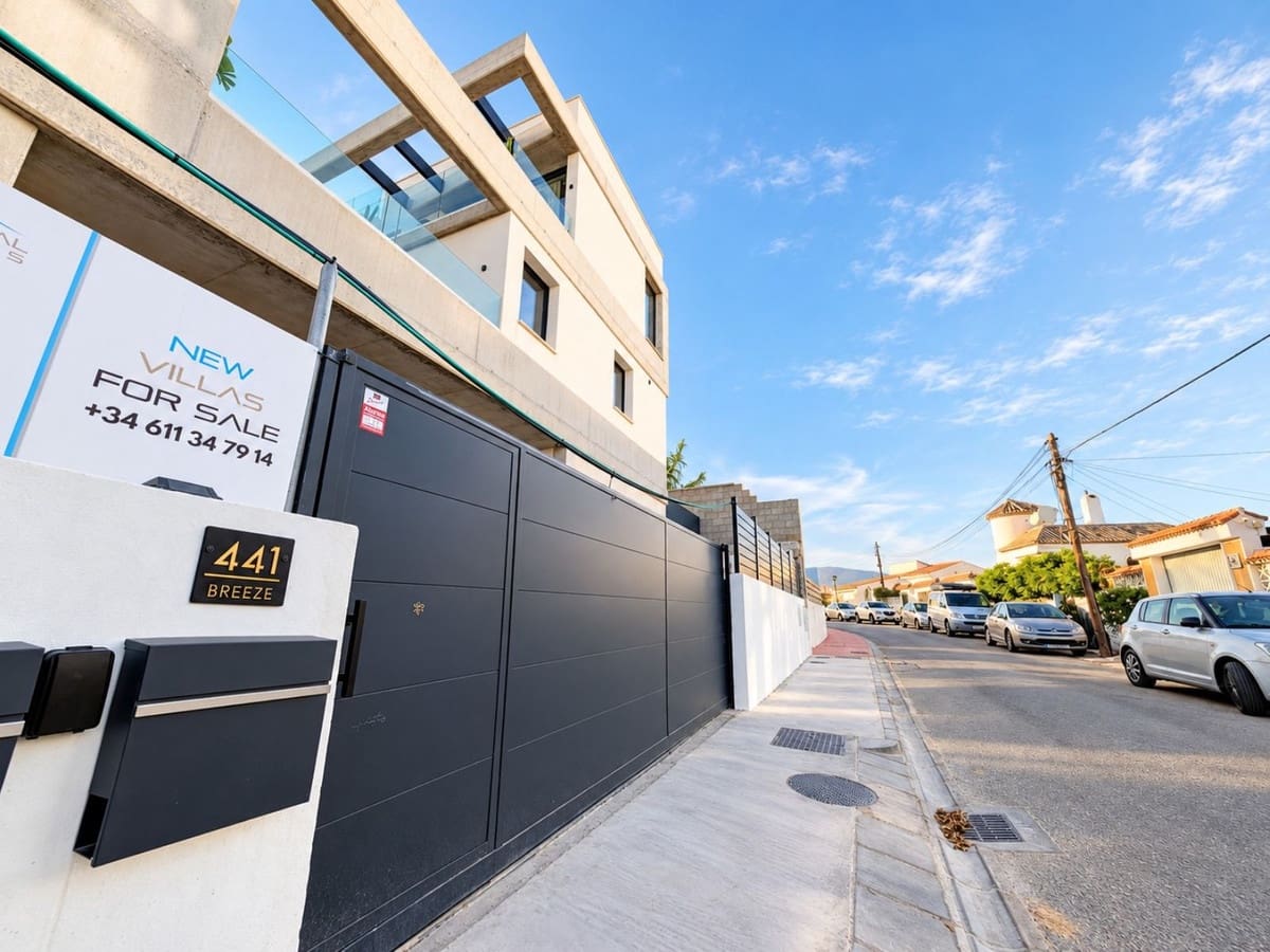 Chalet de 2 habitaciones en Nueva Andalucia en alquiler con piscina garaje - 11.500 € (Ref: 9798057)