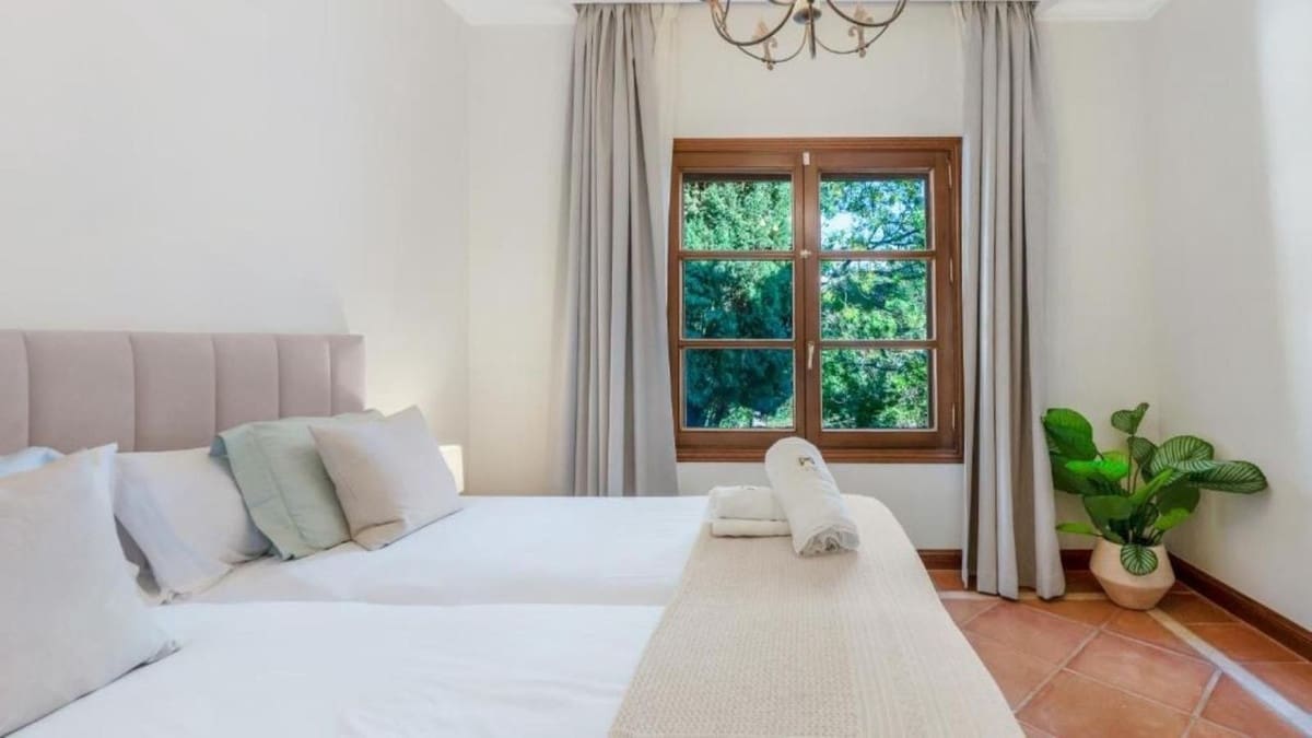 5 Zimmer Villa zu verkaufen in La Zagaleta mit Pool Garage - 6.950.000 € (Ref: 9802532)